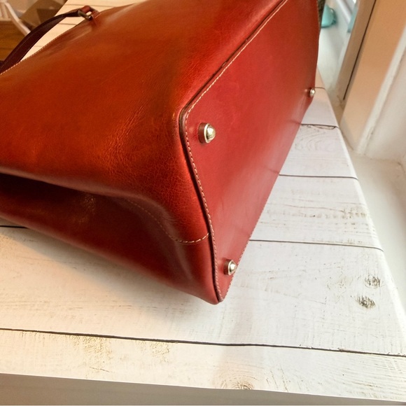 Kate Spade | Vintage Red All Leather Tote, Made in Itay - Picture 12 of 16